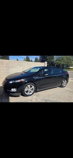 2013 Chevy volt hybrid low miles