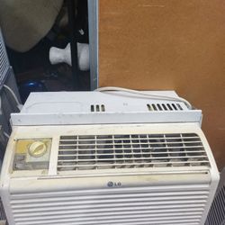LG Air Conditioner . 5.000 BTU