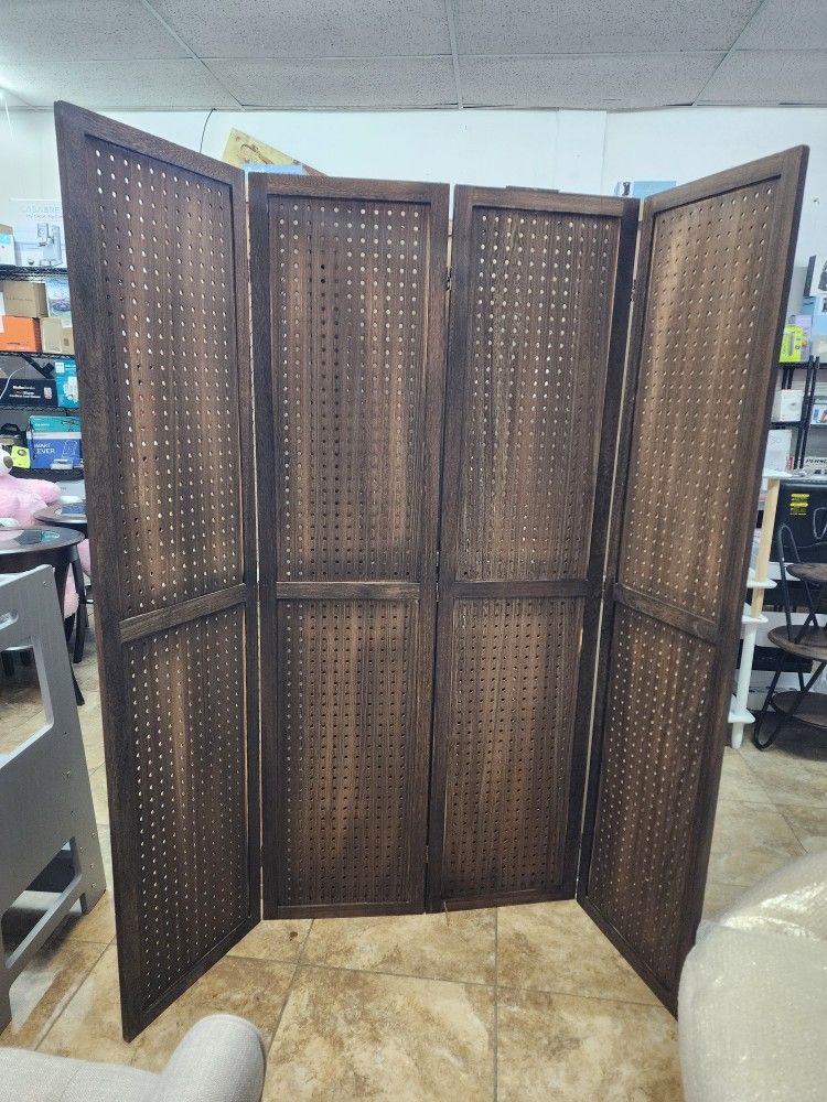4 panels Pegboard wood room dividers (64"W×67"H)
