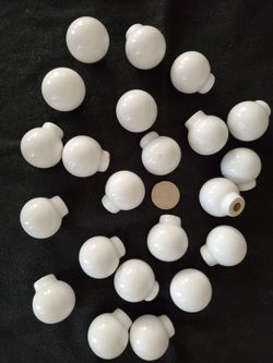 Porcelain cabinets Doorknobs