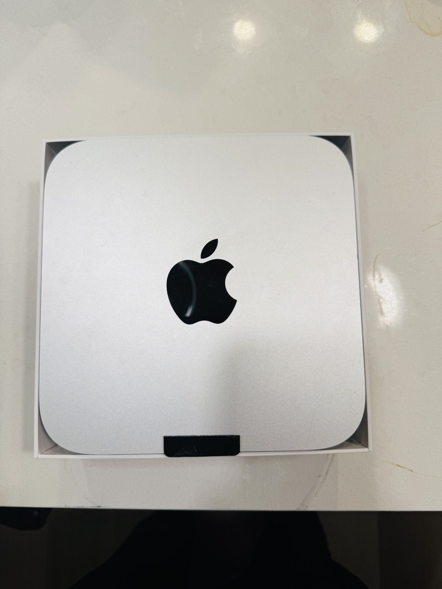 Apple Mac Mini M2 (16GB RAM, 512GB SSD) – Mint Condition, Barely Used!