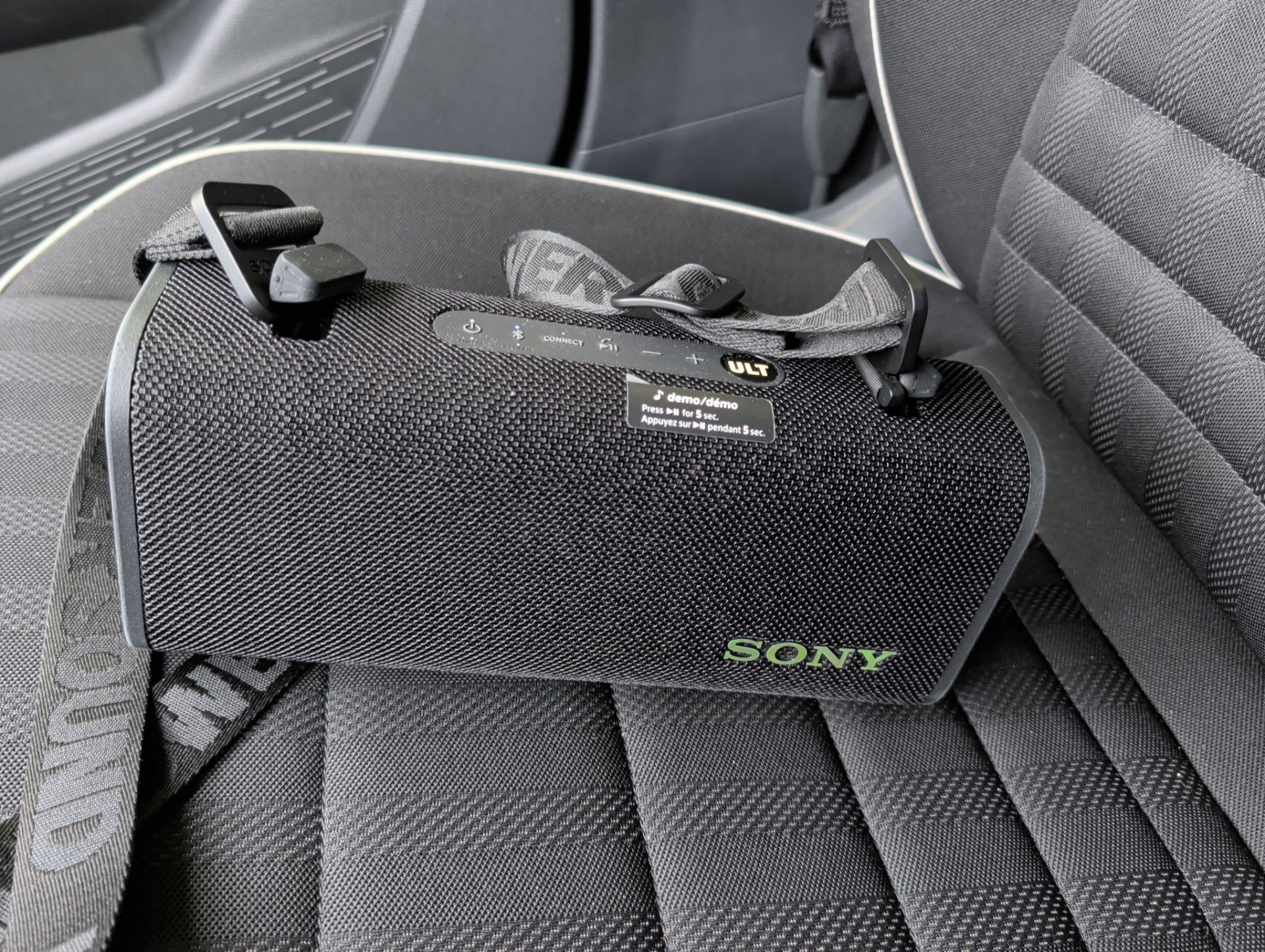 Sony speaker ult field 3