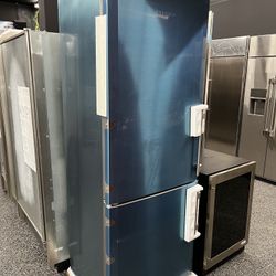 Liebherr 30” Stainless Steel Bottom Freezer Refrigerator 