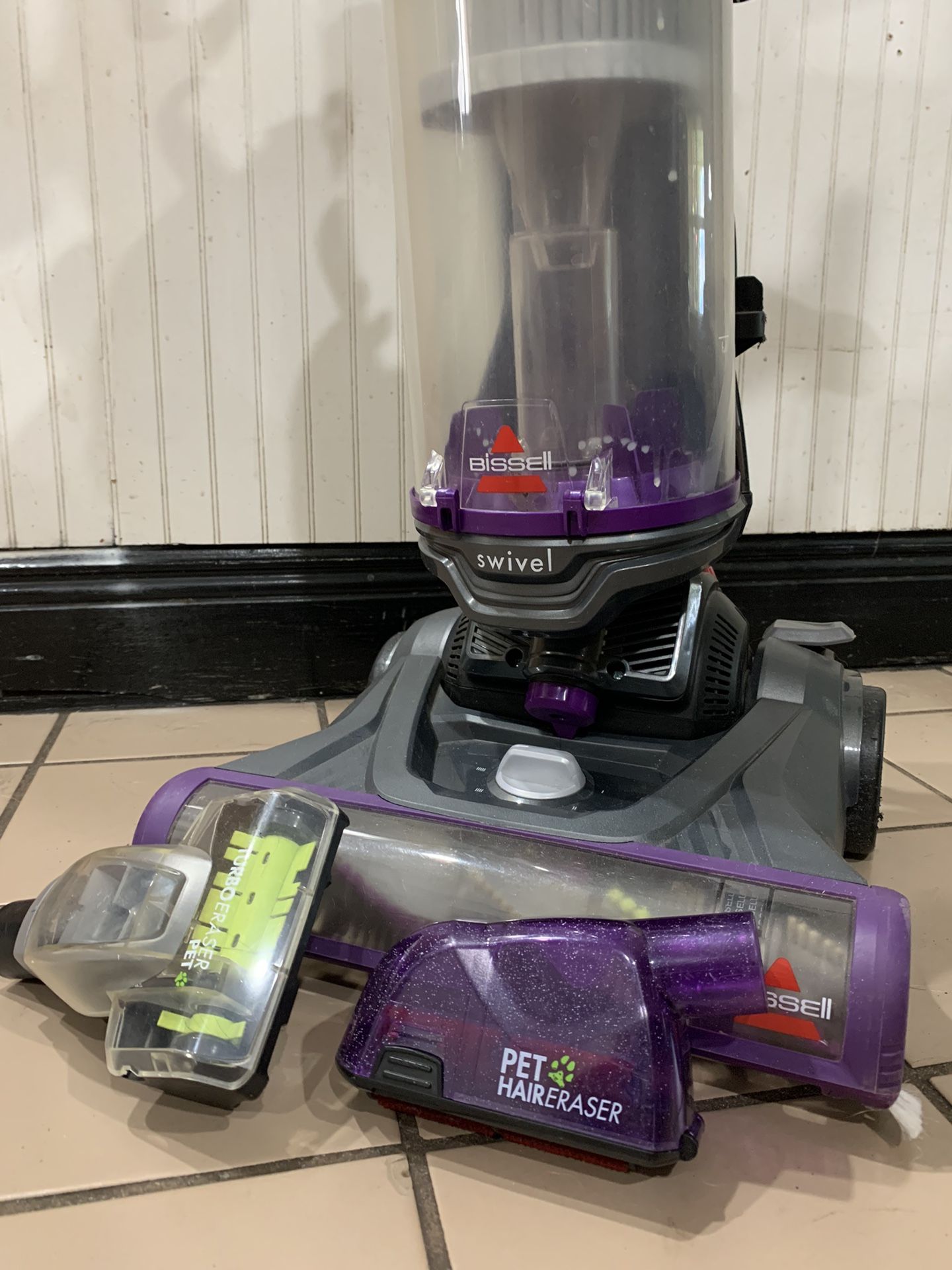 Bissell PowerLifter Pet Swivel Bagless Upright Vacuum, 2260V u50 for