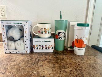 Starbucks x Peanuts Collection Set