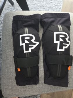 Knee Guards