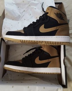 Air Jordan 1 Retro High Melo Size 9