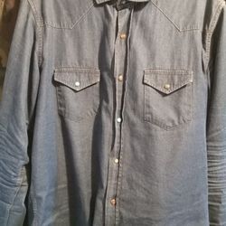 Eleventy Texas Snap Front New Is $495.