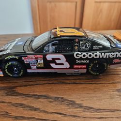 2000 Dale Earnhardt #3 GM Goodwrench NHOF Hall Of Honor Monte Carlo 1/24 NASCAR
