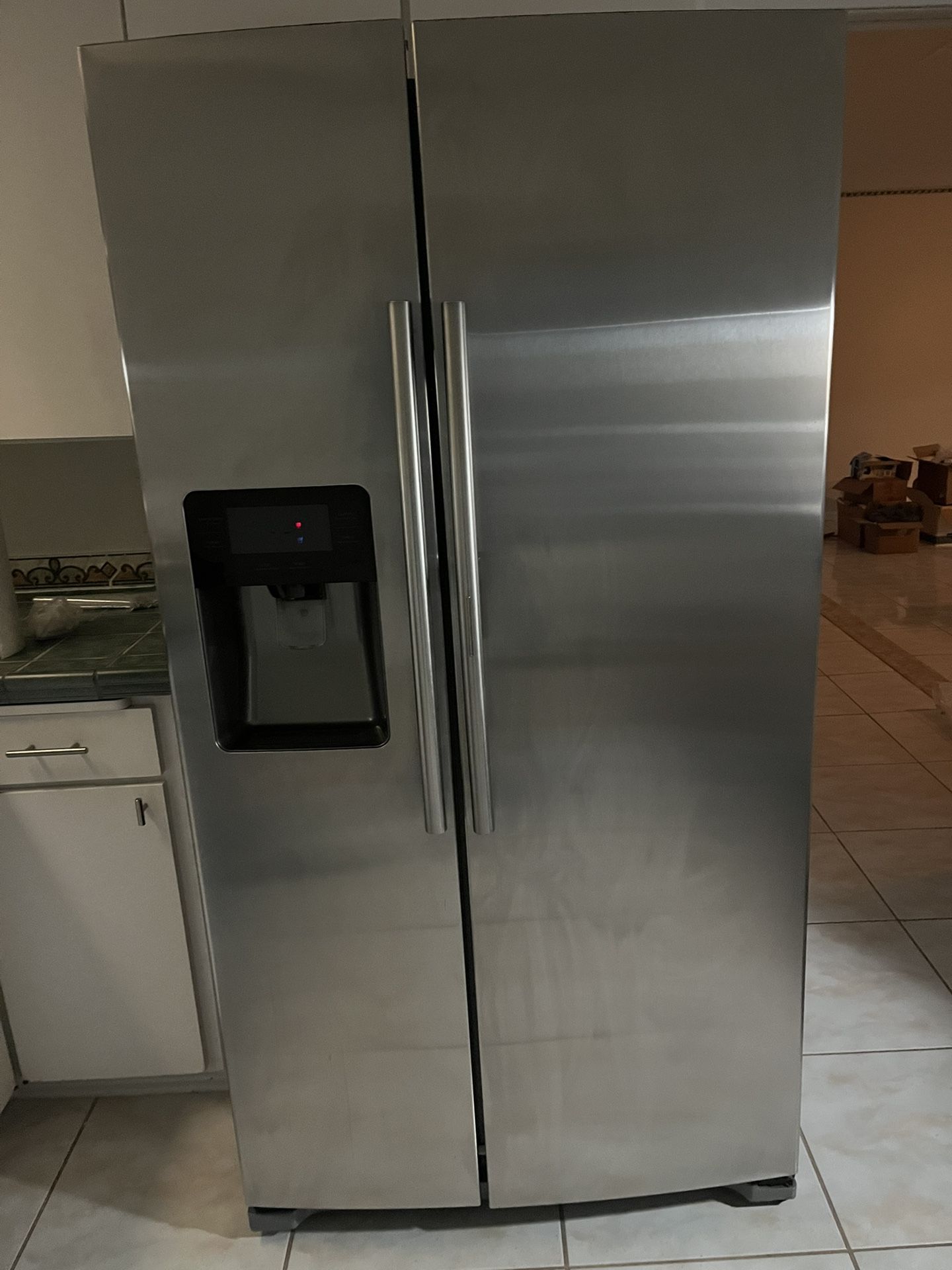 Refrigerator