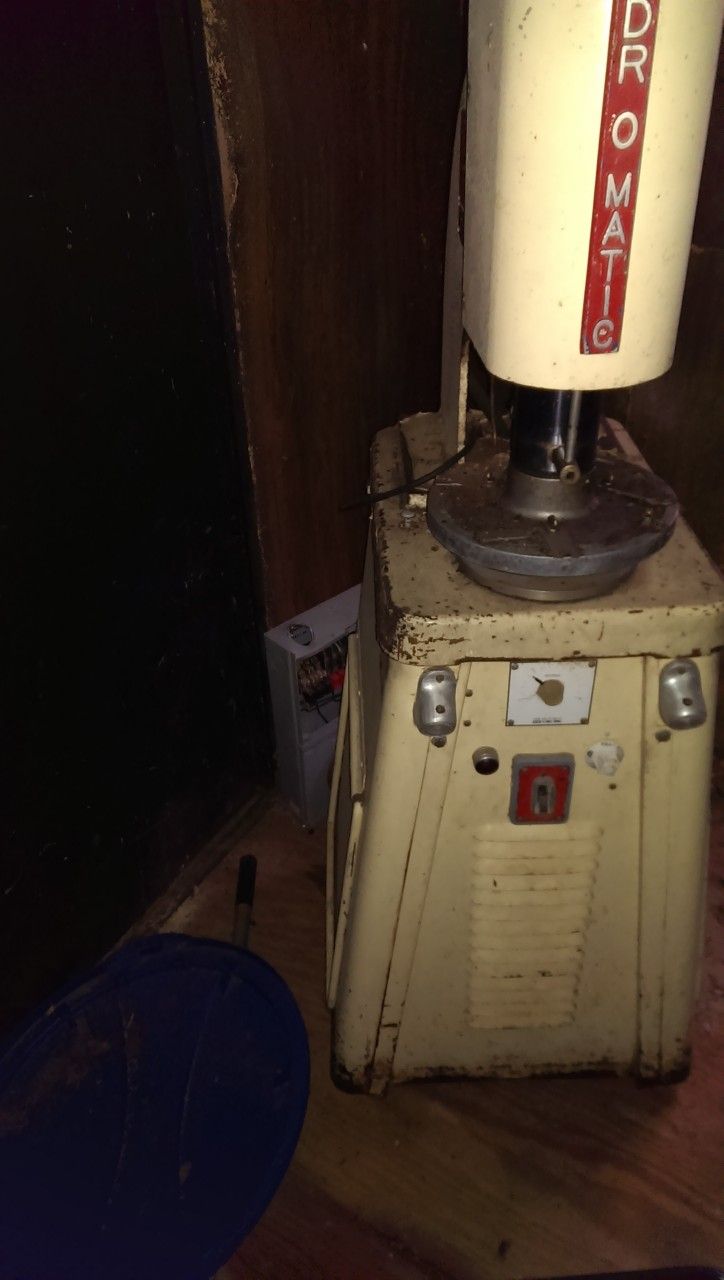 Kaiser Hydromatic Pie Press