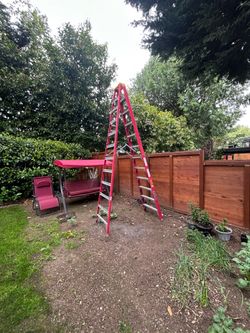 12’ Louisville Ladder