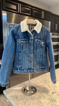 Levi’s Original Denim Sherpa Trucker Jacket - Ladies Medium - Excellent Condition 