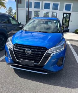 2021 Nissan Kicks S