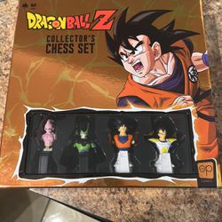 Dragonball Z Collectors Chest Set (complete)