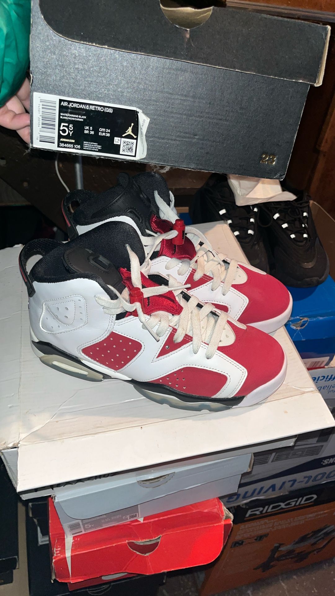 Carmines 