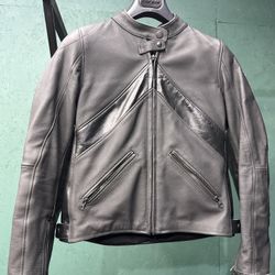 Dianese Leather Motorcycle Jacket (Women’s Small)
