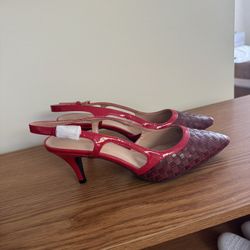New  Sandals Size 9M