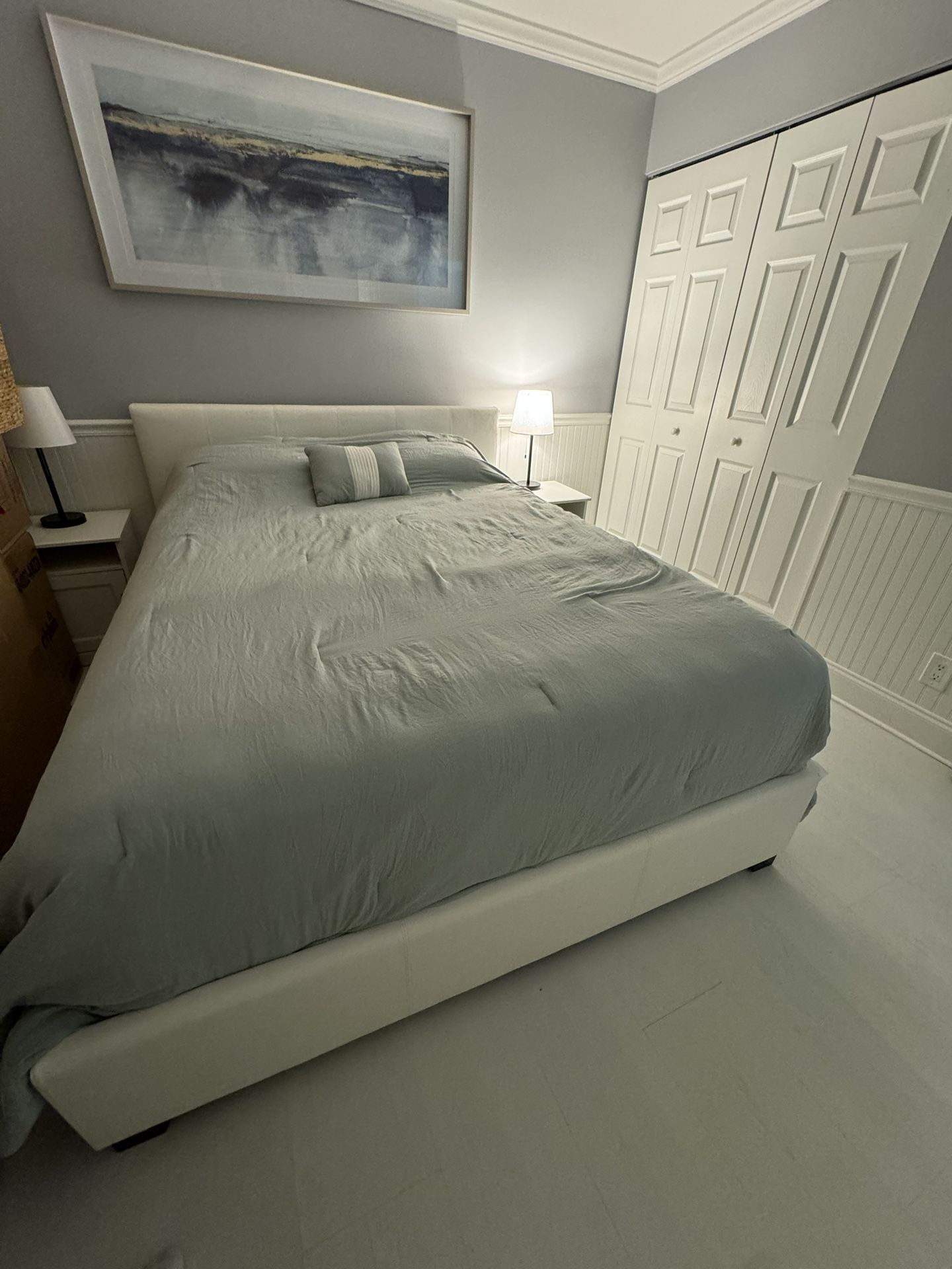 Queen Bed Frame (Frame Only)