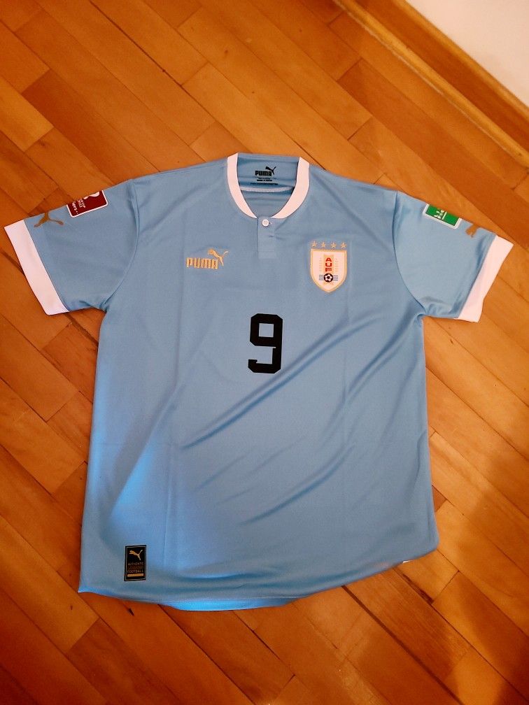 New  Uruguay World Cup Soccer Jersey Suarez Size L