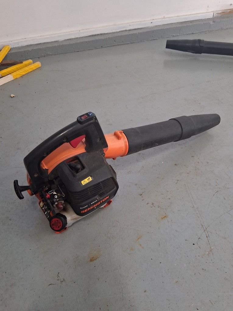 Gas Leaf Blower