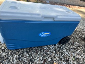 Coleman Xtreme Wheeled Cooler – Large Capacity