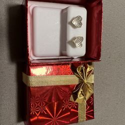 Gold: Earrings And Ring Combo For Sell 