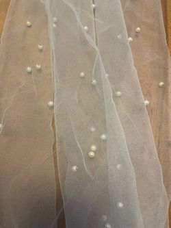 Light Blue with Pearls Runner