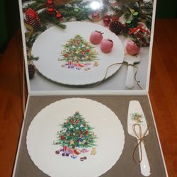 Mikasa Christmas Cake Plate + Slice + 12” Glass Santa Plate