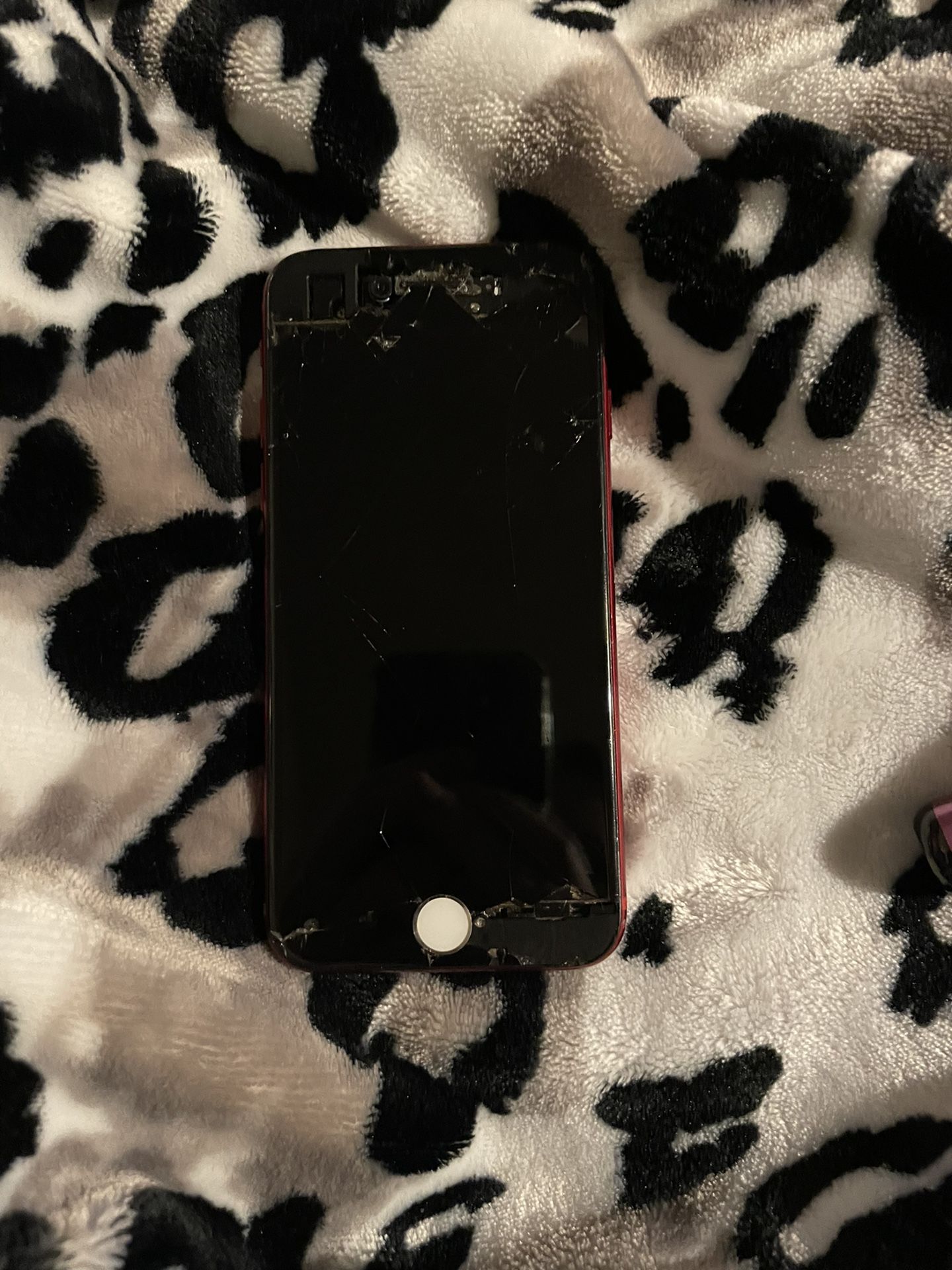 Red iphone 8 for parts