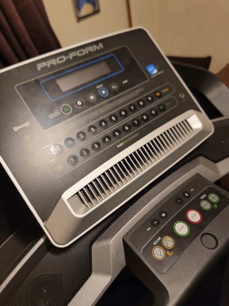 ProForm - 505 CST Treadmill With Rebound Cushioning 