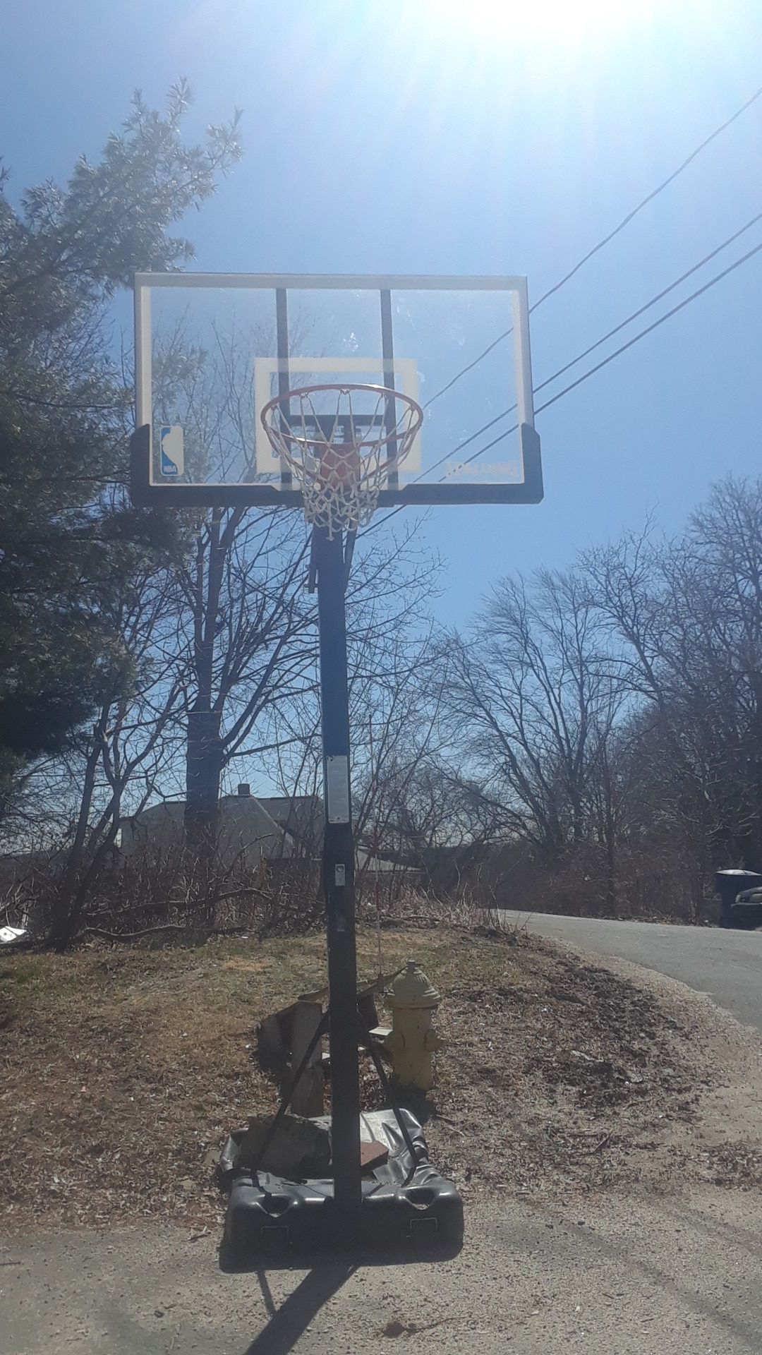 Basketball hoop