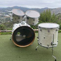 DW Performance Series drum Set, Drums 