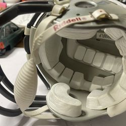 Plastic Riddell Dallas 35/8” Helmet 