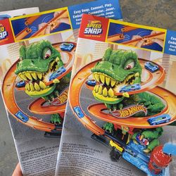 Hot Wheels City T-Rex Blaze Battle Playset