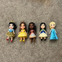 5 Disney Princess Small Dolls