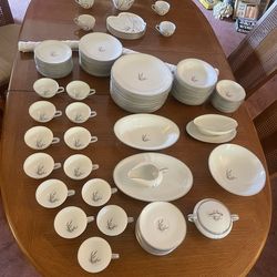 Noritake Sanford 5860 Pussy Willow Pattern 90pcs set