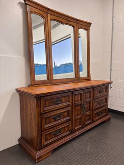 Vintage 9 drawer dresser w/ trifold mirror