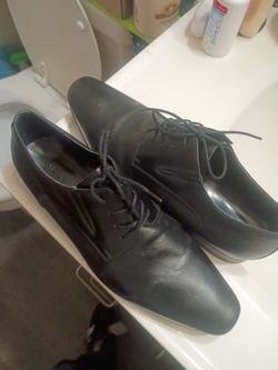 ALDO men's black leather dress shoes size size 9.5 men