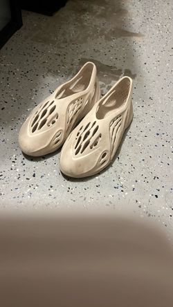 Yeezy Foam Runners 