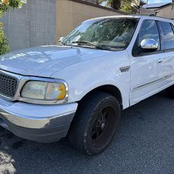2002 Ford Expedition