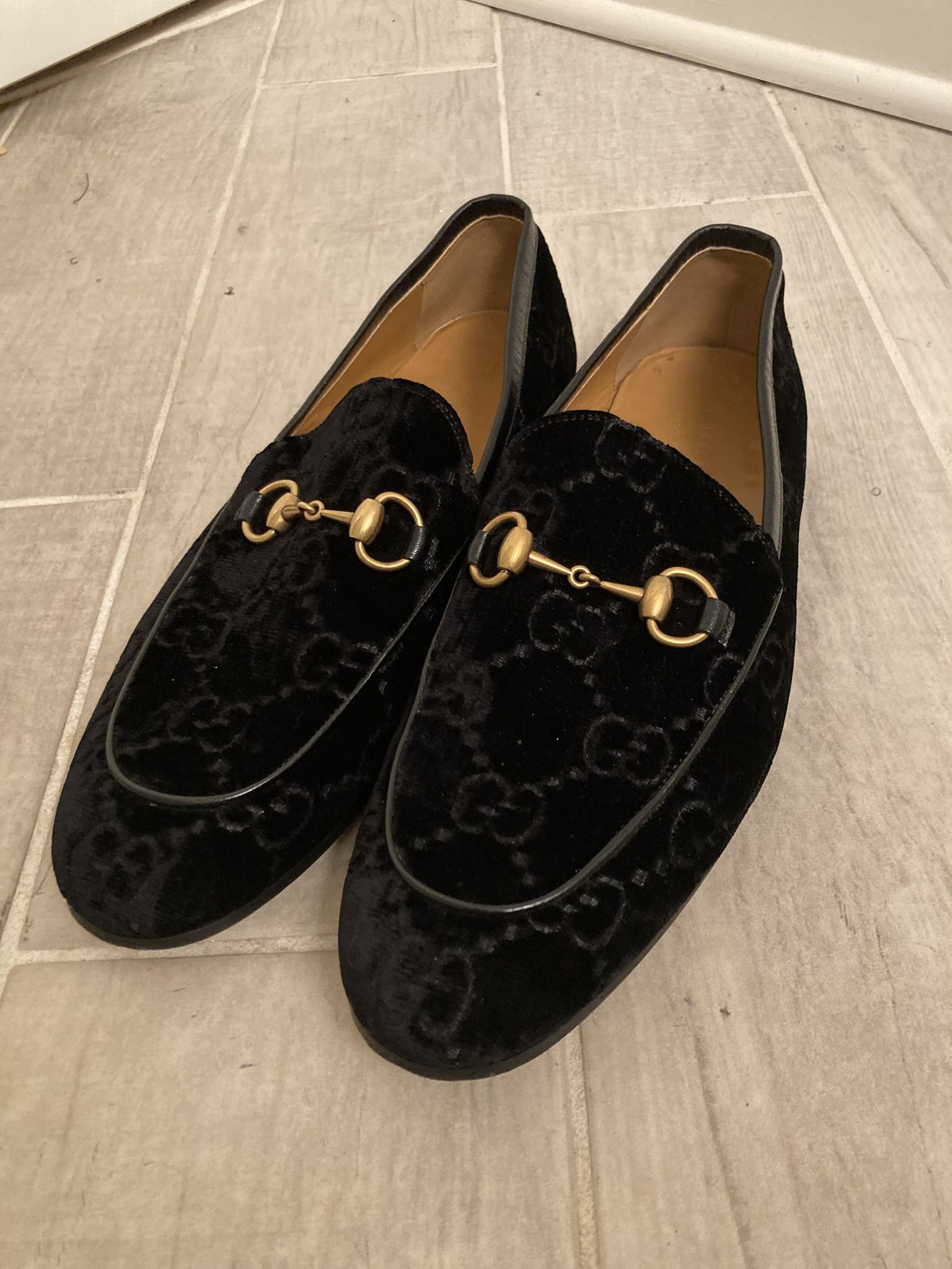 Gucci Jordaan Horsebit Leather-Trimmed Logo Embroidered Loafers
