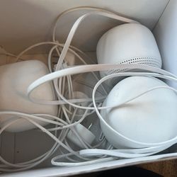 Three Google Wi-Fi Nest Point Extenders