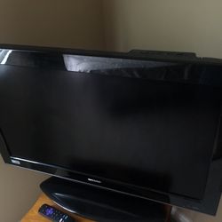 Tv. 34”. Great Shape 