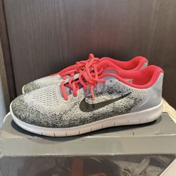 Nike, Shoes, Woman’s, Ladies, Youth, Size 7y, Running, Walking,