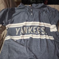 Mens New York Yankees Hoodie New Never Worn