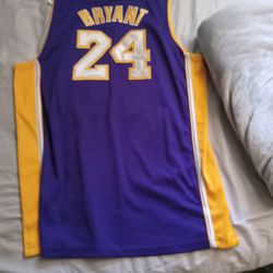 Kobe Brayant Lakers Jersey