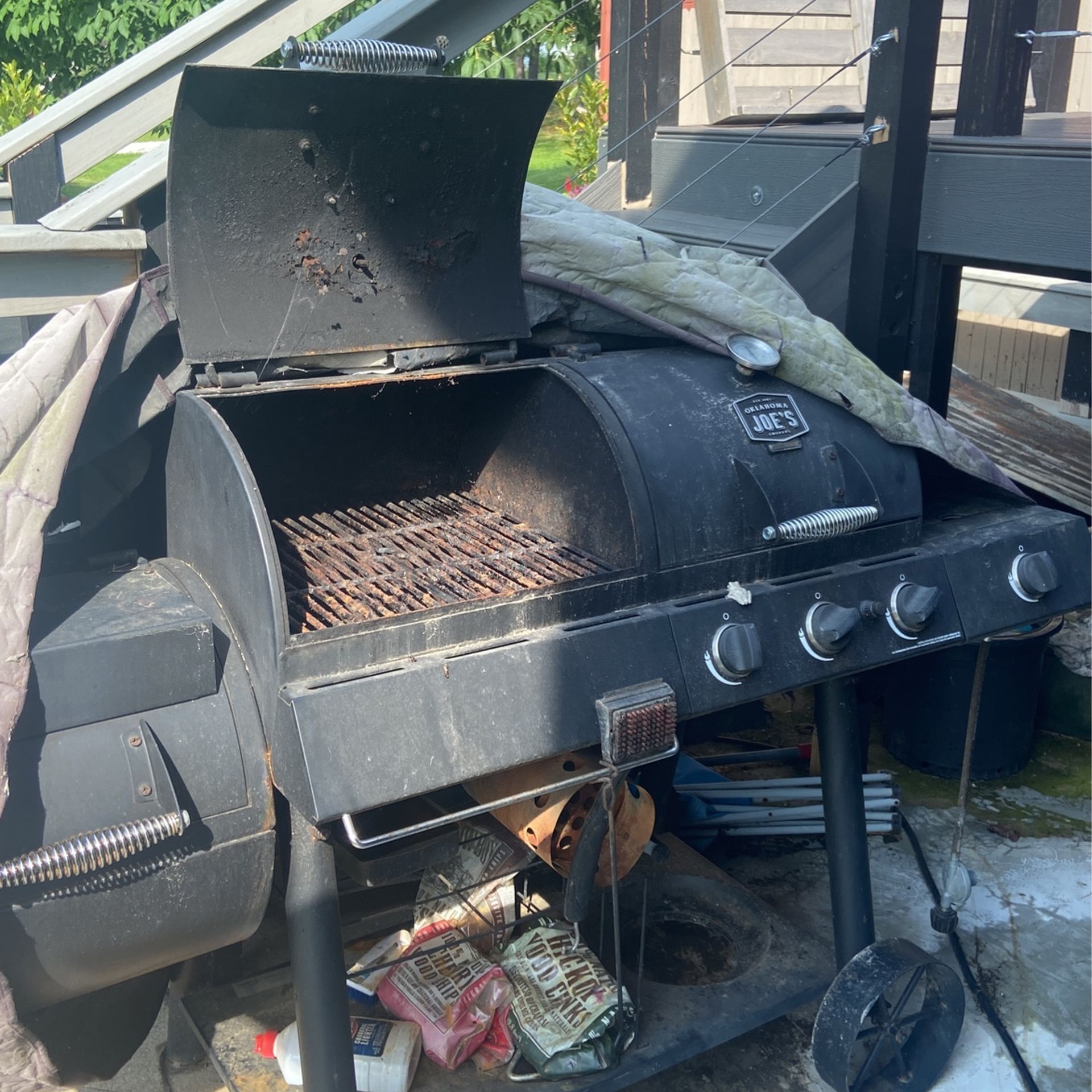 Oklahoma Joes Smoker And Grill Combo