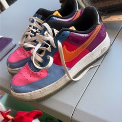 Nike Air Shoes Size 7
