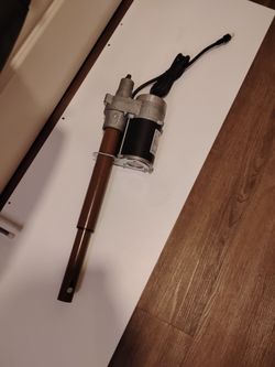 Free linear actuator that goes on an older free core or Nautilus treadmill
